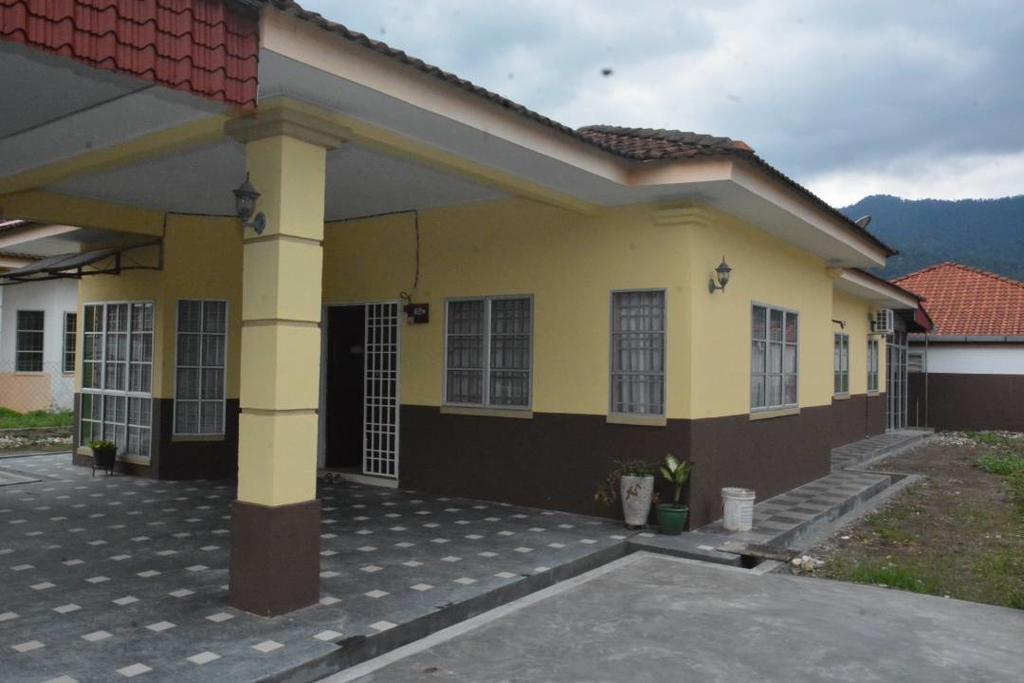 Umaira Homestay Chemor Luaran gambar